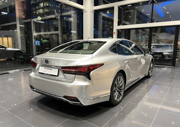 Lexus LS cena 385000 przebieg: 63858, rok produkcji 2021 z Kętrzyn małe 562